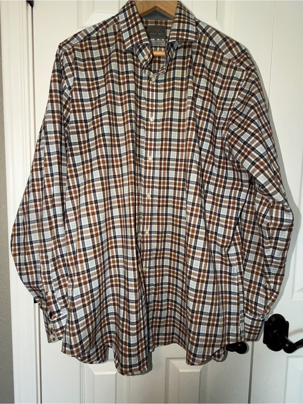 Thomas Dean Men’s Long Sleeve Button Down Size XL